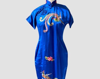 Silk Cheongsam Dress with Hand Embroidery | Size 6 Vintage Blue Satin Qipao Dress from China | Knee Length 60’s Wiggle Dress