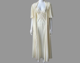 Vintage lingerieset met peignoir | Crème jaren 70 nachtjapon met bijpassende badjas van Ora Feder | Maat M