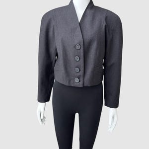 Vintage Cropped Charcoal Gray Wool Blazer by Mondi (Size 8 US) | 80’s Womens  Tailored Short Length Spring Jacket