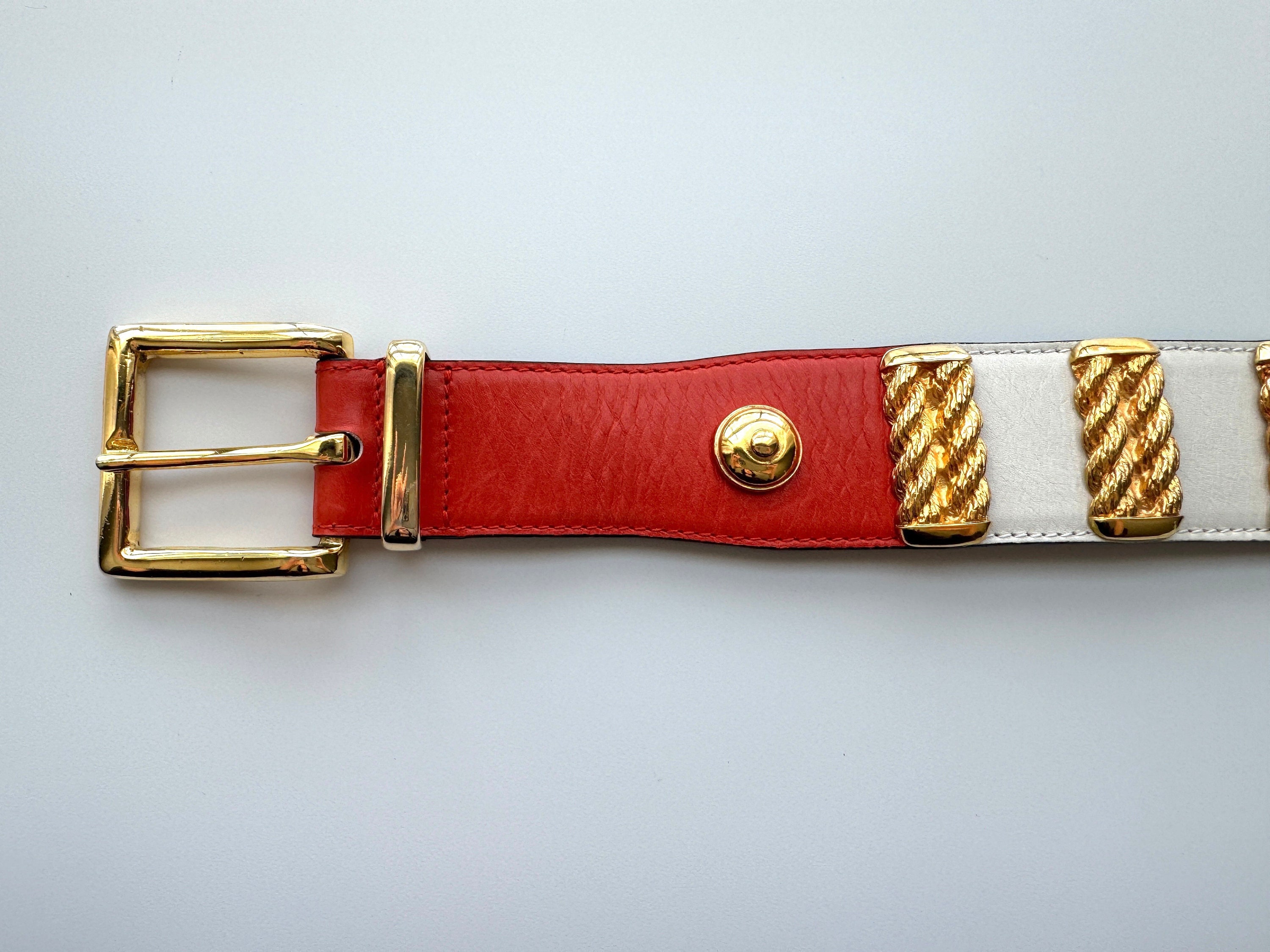 80s Escada Red Leather Belt: Chunky Gold Hardware, XS Waist  display picture 3