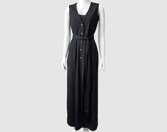 Vintage 70er Jahre: Ärmelloses Duster-Kleid mit Quastengürtel und schwarzer Weste