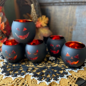 SWEET Jack-o-lantern Tealight Holders, glass traditionally carved pumpkin faces, Halloween gifts, fall decor gifts, pumpkin lovers gifts