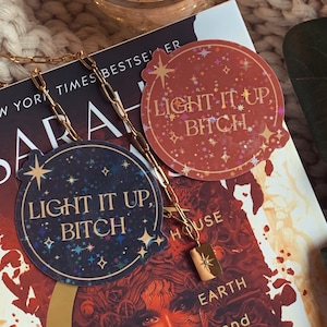 Light It Up Crescent City Sticker / Sarah J Maas / SJM / Holographic / Bookish sticker / Bookish merch / Kindle stickers / Booktok / HOSAB