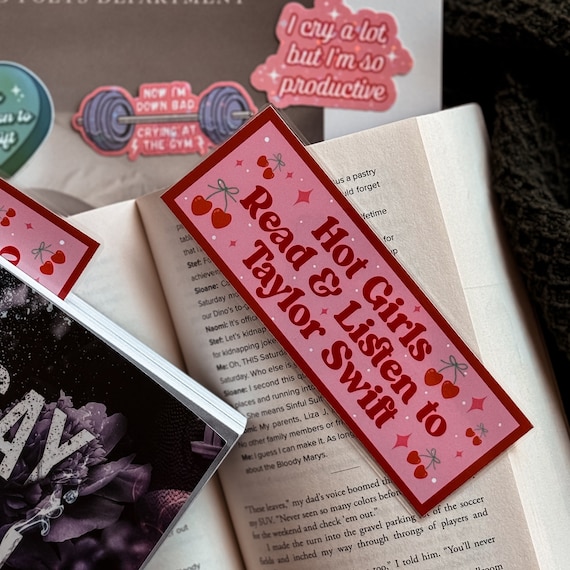 Hot Girls Read Tay Bookmark / Smut Lover / Bookish Gifts / Spicy Book / Handmade Bookmark / Booktok