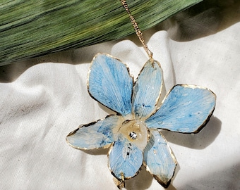 Real Orchid Flower Necklace – Nature-Inspired Resin Pendant – Handmade Botanical Gift