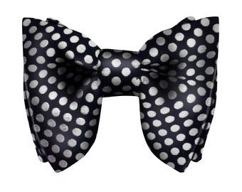 Silk Bow tie - Butterfly bowtie, Bowtie, Pre-Tied Silk Bowtie, Wedding bowtie