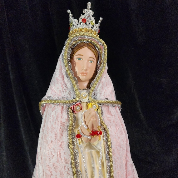 Maria Rosa Mystica/Mystical Rose 20" (Ready to Ship/Possible Free Shipping).