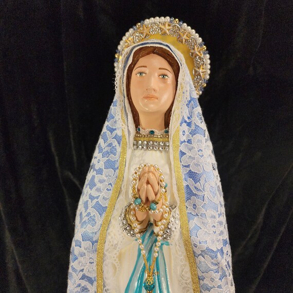 Profound Act of HUMILITY (she drank muddy water)! Our Lady of Lourdes 28"