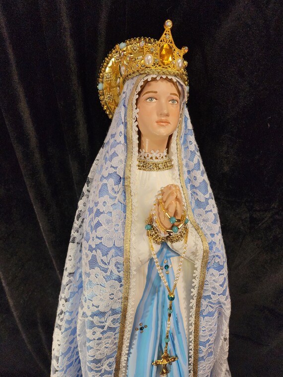 28" Our Lady of Lourdes, France - Beautifully Adorned