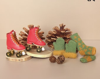 In-stock! SK Couture Christmas roller skates gloves and socks for Blythe Obistu 24, Jacoosun Teacup
