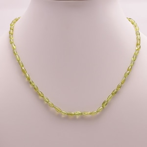 4mm Natürlicher Grüner Peridot Edelstein - Oval Perlen Halskette - Handgemachte Glatte Peridot Edelstein 925 Sterling Silber Halskette