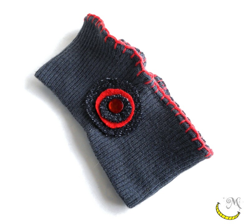 Hair band for women from Woolen fabric handembroidered