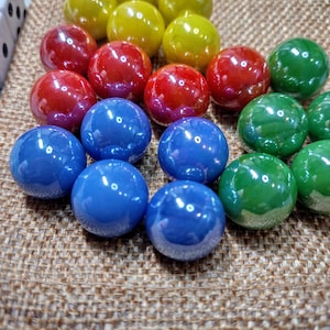 5- marble per player Replacement Marble & Dice Set | Iridized Glass Marbles | 4, 6, or 8 Player Gameplay Set with Burlap Pouch, 16mm marbles