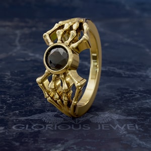 Gothic Spider Ring: CZ Statement Jewelry, Halloween Fashion