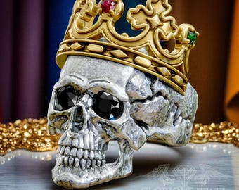 Crowned Skull Ring: Gothic Gemstone Statement Ring