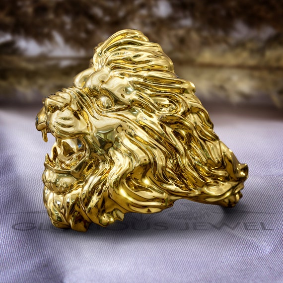 Lion Design Lion Men's Gold Stainless Steel Rings Garnet Eyes