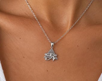 Eye of Ra and Egyptian pyramide pendant in Silver, handmade. Ancient Egypt, Eye of Ra. Chain included as a gift.