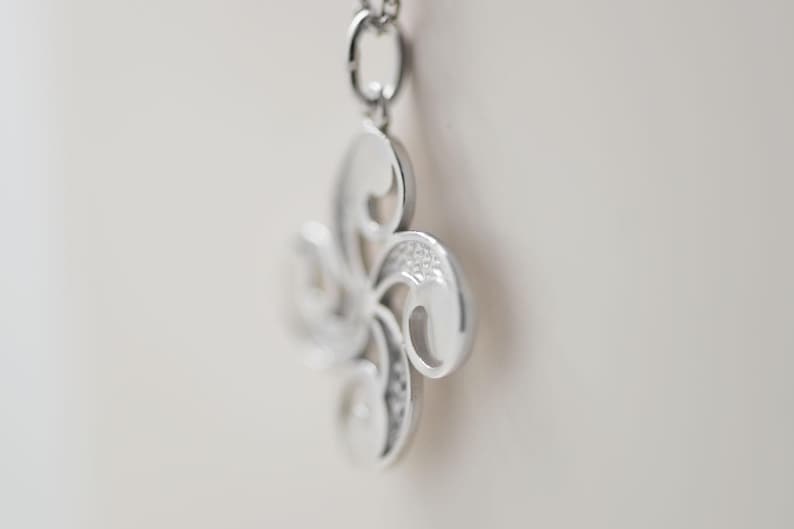 Baskisch kruis Lauburu-hangerketting zilver 925 | Inclusief ketting | Handgemaakte sieraden, beschermingssymbool, talismansieraden afbeelding 4