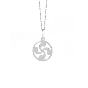 Lauburu cross pendant in sterling silver 925, handmade. Chain is included as a gift. Basque symbols jewellery.