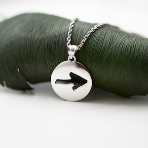 Camino de Santiago-pijlhanger. Way of St. James-cultuurketting. Pijl. Keltische sieraden. Inclusief cadeauketting