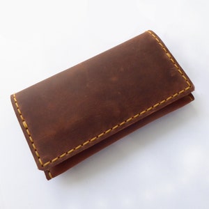Porta tabacco in pelle fatto a mano (marrone) Bottone automatico bifold, Porta sigarette arrotolabili fatto a mano, Pelle di mucca cerata