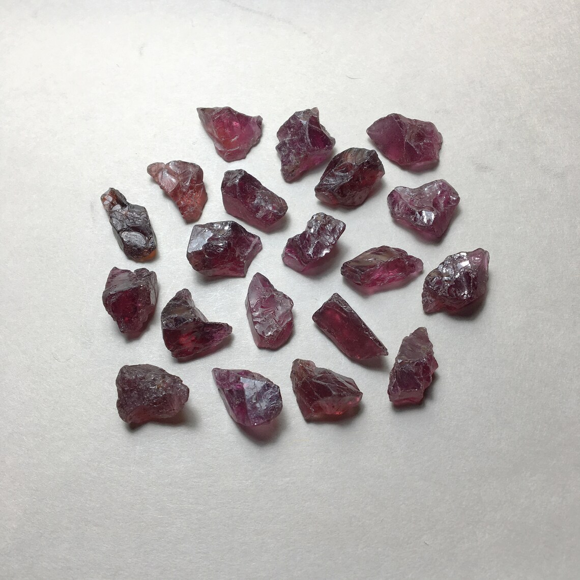 Rough rhodolite raw natural lot // B3869 Etsy