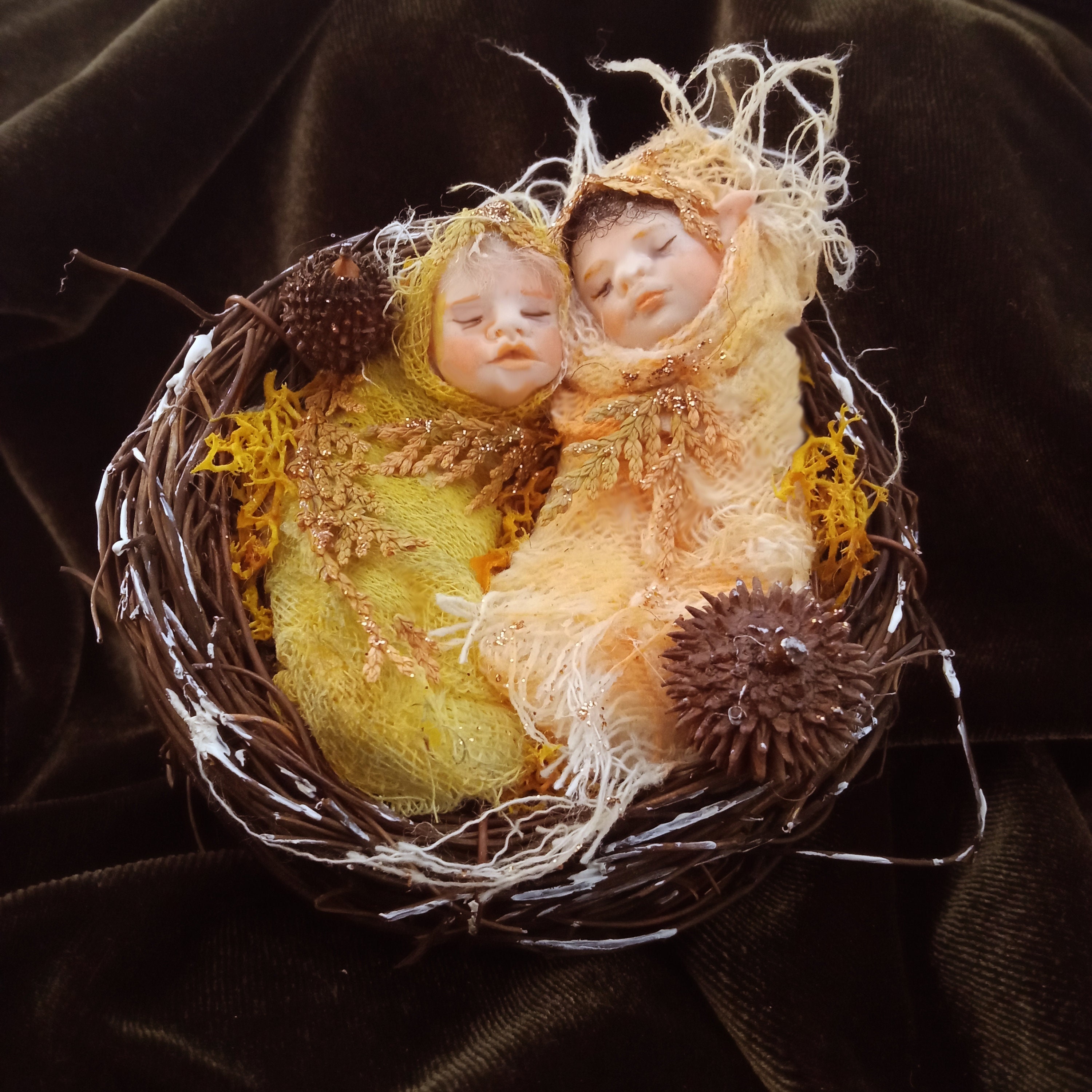 Nido Bebés Apricot diseño natural estampado floral. Canastillas bebés y  textiles de diseño