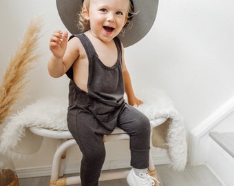 minimalist baby jumper