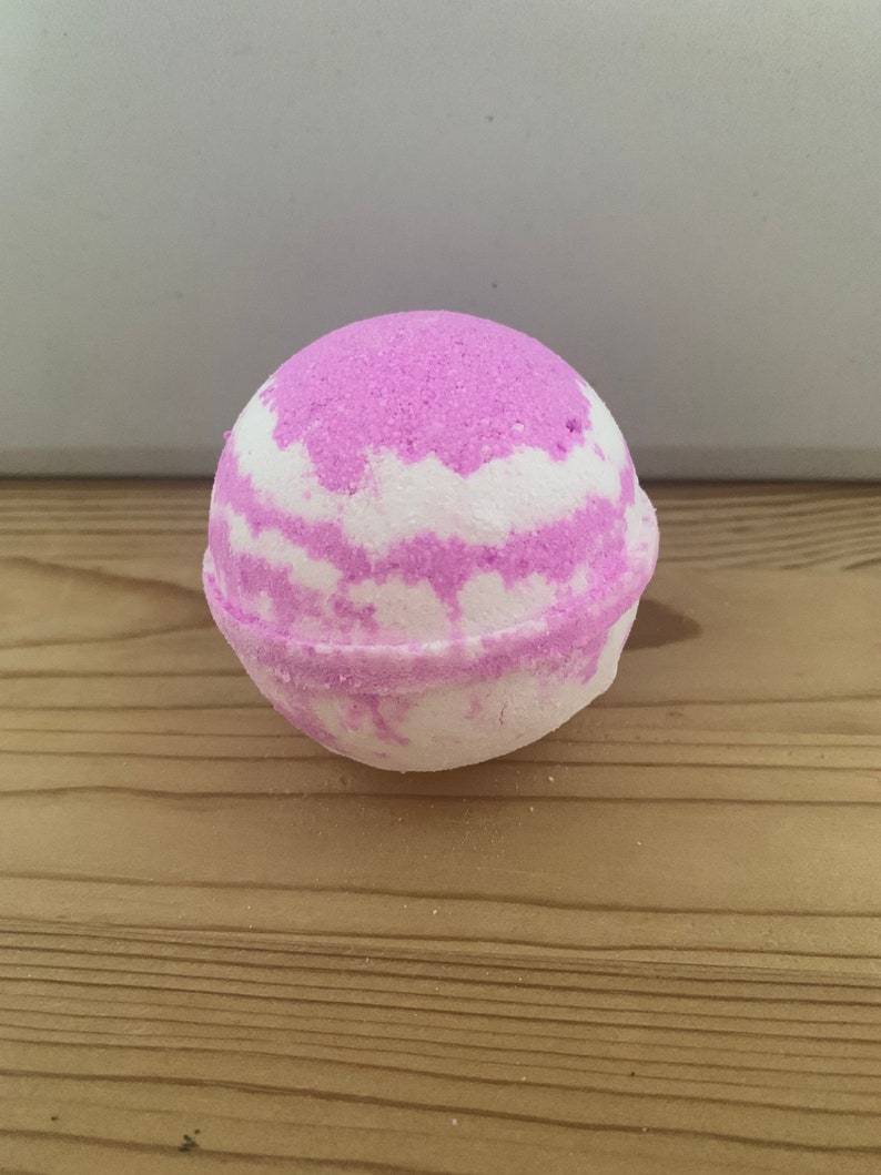 Snow Fairy Bath Bomb | Etsy