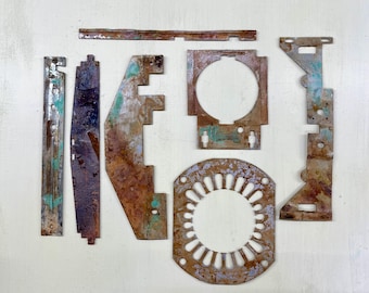 Metal oxidado para técnicas mixtas, ensamblaje, steampunk, collage, scrapbooking, etc.