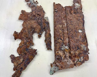 Objetos encontrados: piezas vintage de metal oxidado de estilo industrial para técnicas mixtas, ensamblaje, steampunk y collage.