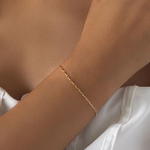 14k Gold Dainty Bracelet - Simple Layering Bracelet - Gold Chain Bracelet - Layered Jewelry - Stacking Bracelet - Minimal Jewelry Gifts
