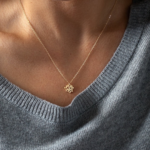 Lotus Necklace - Dainty Gold Necklace - Gold lotus necklace - Yoga Jewelry