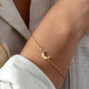 Crescent moon bracelet - dainty moon bracelet - gold moon bracelet