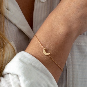 Crescent moon bracelet - dainty moon bracelet - gold moon bracelet