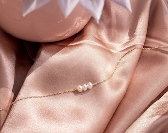 Everyday Pearl Necklace - Simple Jewelry - Delicate Freshwater Pearl Necklace - White Pearl Necklace