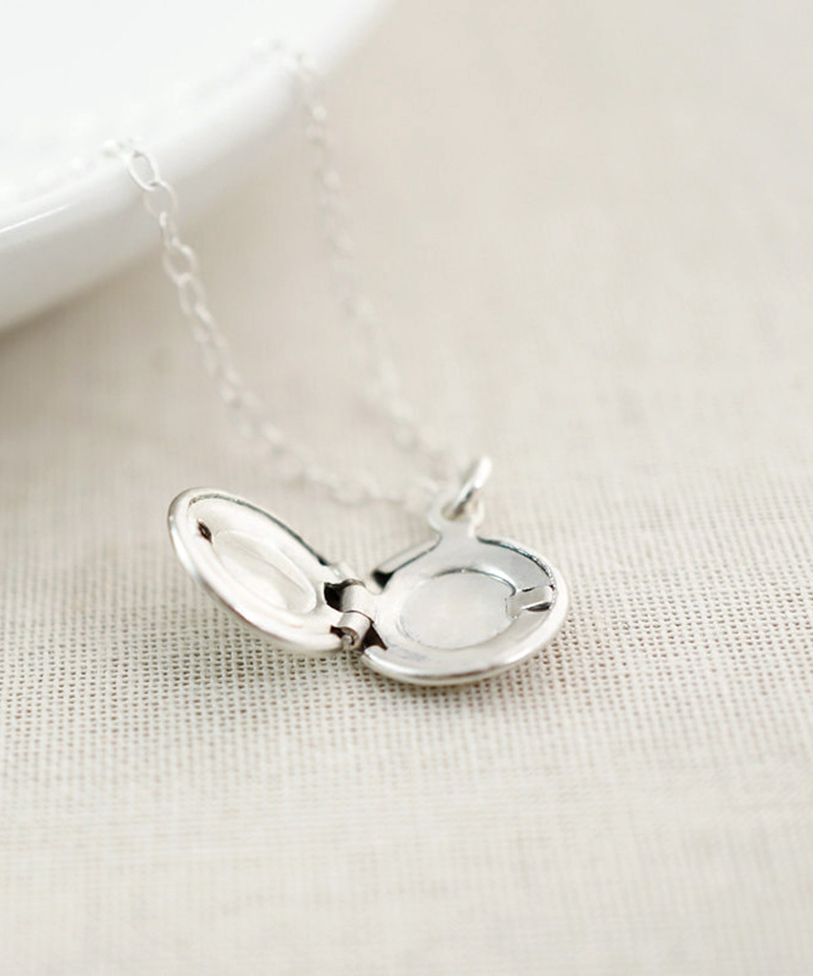 Simple locket Clearance