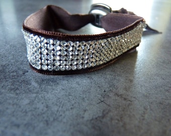 Bracelet Swarovski multistrass on velvet purple