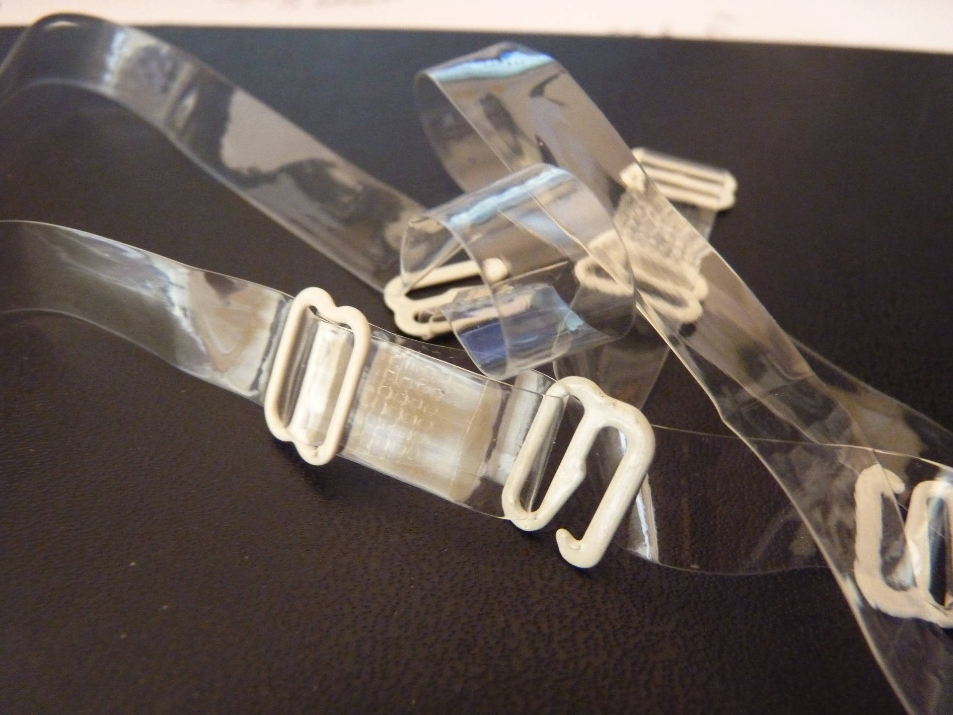 Transparent Clear matte Detachable Adjustable Metal Hook 1CM Wide Bra Straps Transparent Clear matte Detachable Adjustable Metal Hook 1CM Wide Bra Straps