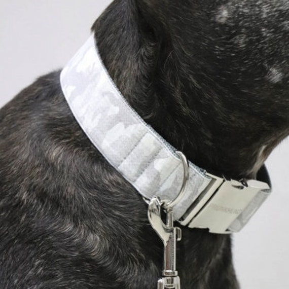 Collier de Chien Cloud avec Pièces en Métal Argenté