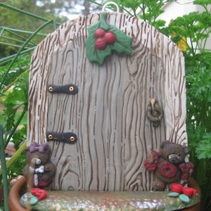 Teddy&#39;s Christmas Fairy Door