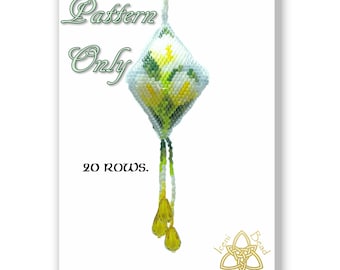 Calla Lily Pod, peyote stitch, pattern, instructions, pdf.