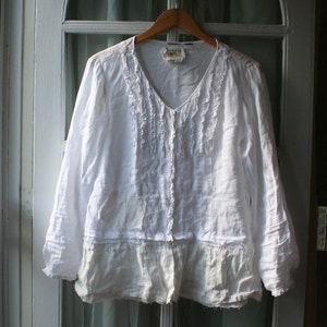 Maglietta romantica unica nel suo genere &quot;SallyFloy&quot; / - Realizzata a mano da Breathe-Again Clothing