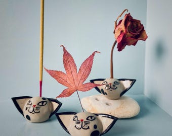 Handgjord och dekorerad minivas med kattmotiv