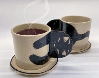 Handbyggd och illustrerad katt-espressokopp