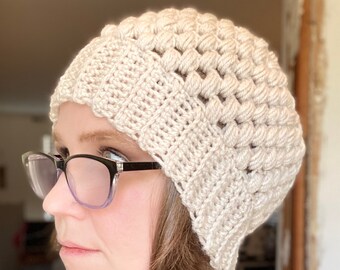 Czapka beanie Messy Bun na szydełku: lniany kucyk dla kobiet
