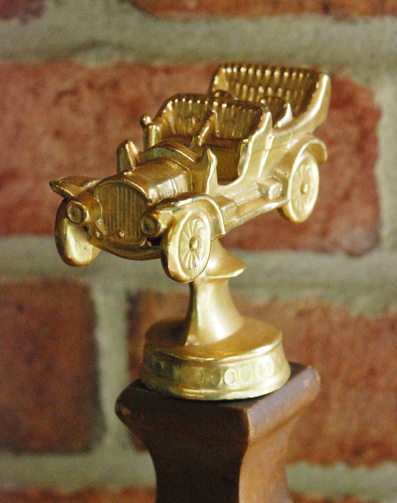 Vintage 1920/'s Grand Prix Roadster Car Topper Very Rare 1960 Raywal Inc FREE SHIPPING! Heavy Metal Gold Plated Roadster Trophy Topper