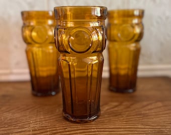 Vintage Wheaton Bulls Eye Iced Tea Glasses - Vasos altos - Juego de tres - Vasos de vidrio prensado ámbar de mediados de siglo - Grandes 7 pulgadas de alto