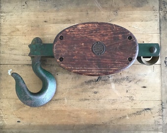 ¡¡ENVÍO GRATIS!! - Polea de bloque antiguo grande - Polea de madera de granja rústica - Polea de granero de madera y hierro antiguo - Decoración de granja primitiva