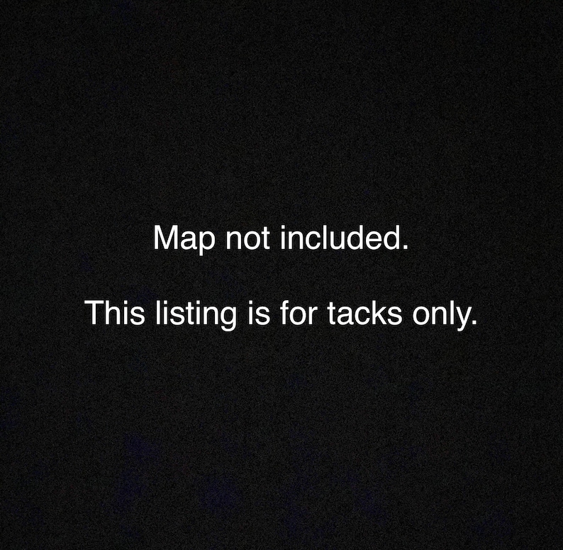 Puede incluir: Texto sobre un fondo negro que dice: "Mapa no incluido. Esta lista es solo para chinchetas."